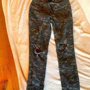 distressed BBJ camo jeggings